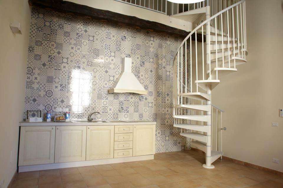 B&B Domus Purpurea Rossano Buitenkant foto